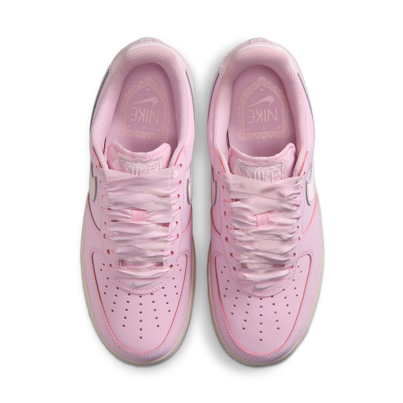 Nike Air Force 1 Retro Premium Sneaker "Pink Foam & Pearl Pink" | Damen | Sportstyle | 04 | SPORTSHOWROOM