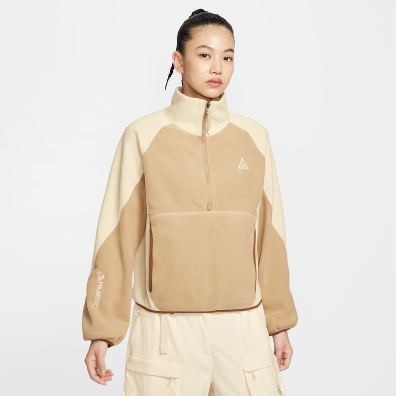 Nike ACG "Wolf Tree" 1/2-Zip Topp "Parachute Beige & Light Khaki" | Dame | | 01 | SPORTSHOWROOM