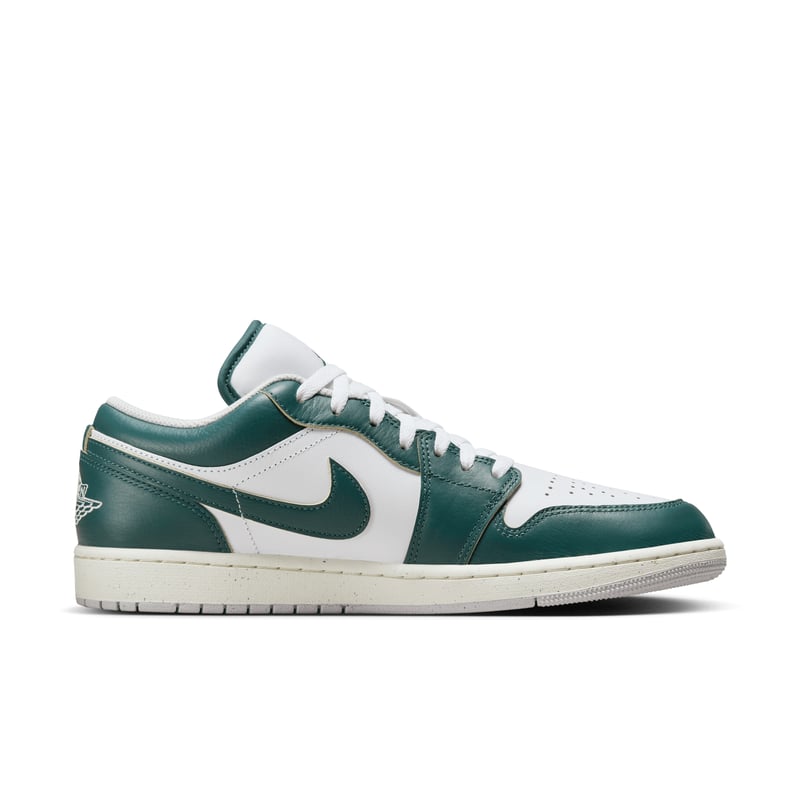 Jordan 1 Low SE FQ7687-300 03