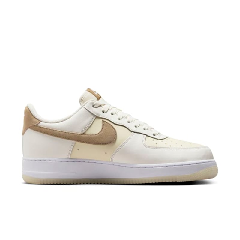Nike Air Force 1 '07 LV8 FN5832-101 04