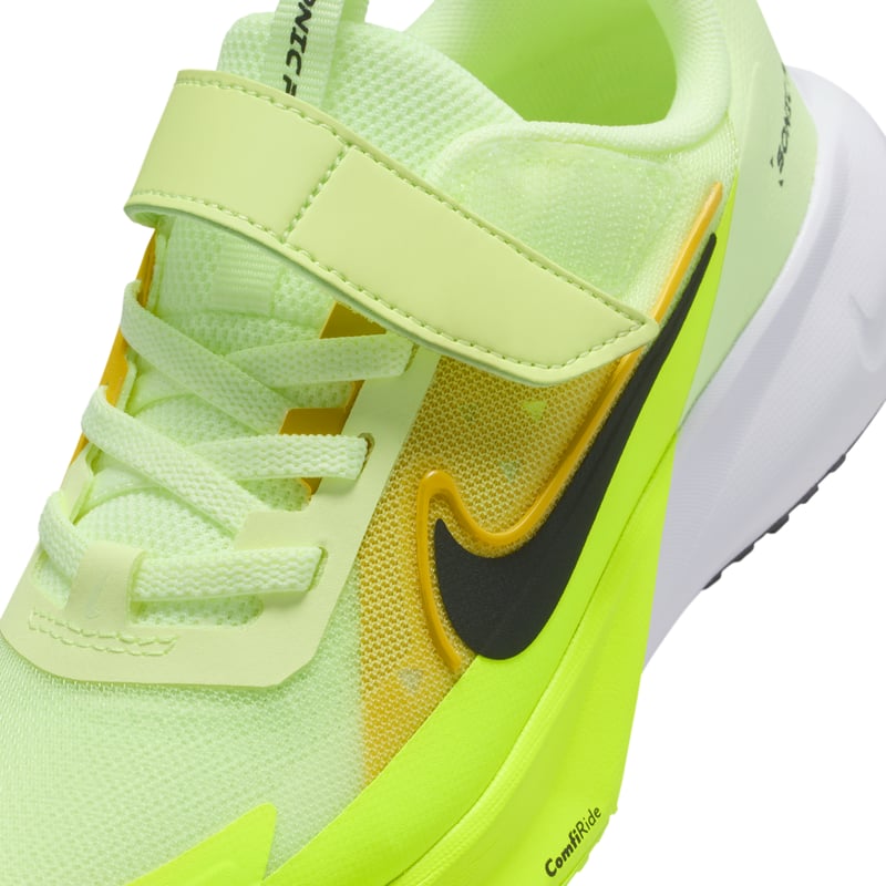 Nike Sonic Fly FZ0016-700 07