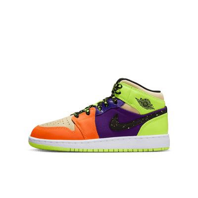 Jordan 1 Mid SE FD8795-700