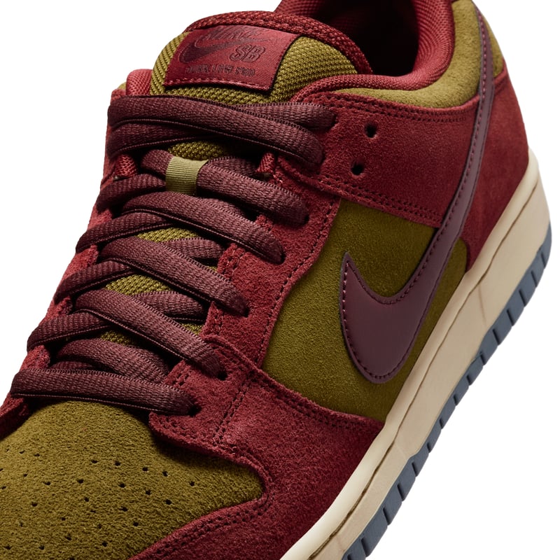 Nike SB Dunk Low Pro HQ1625-600 07