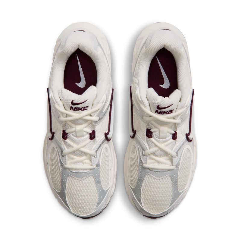Sneakersy Nike V5 RNR "Sail & Night Maroon" | Kobiety | Sportstyle | 04 | SPORTSHOWROOM