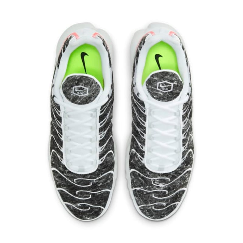 Nike Air Max Plus Essential DA9326-100 04