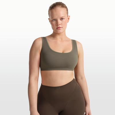 NikeSKIMS Ribbed Seamless IU8302-279 01