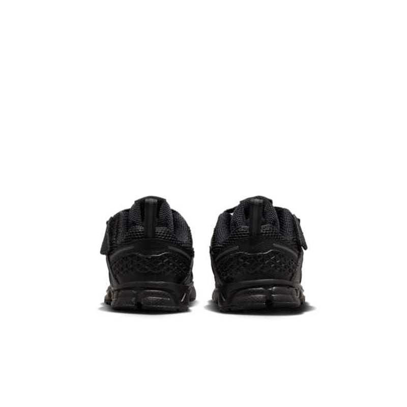 Nike Vomero 5 HF7000-007 06