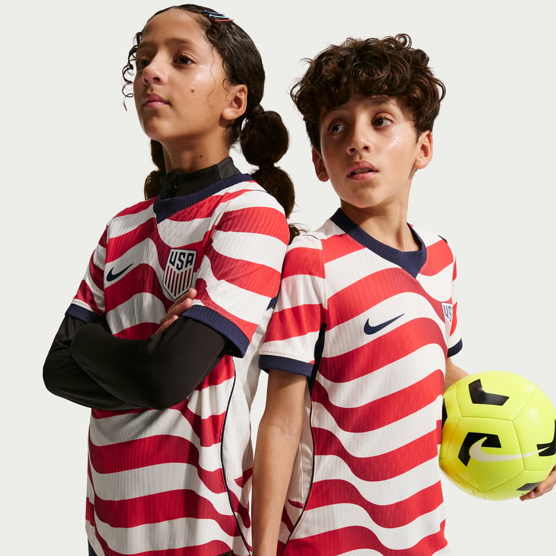 Nike USMNT 2026 Match Home Aero-FIT Authentic IB5061-133 01