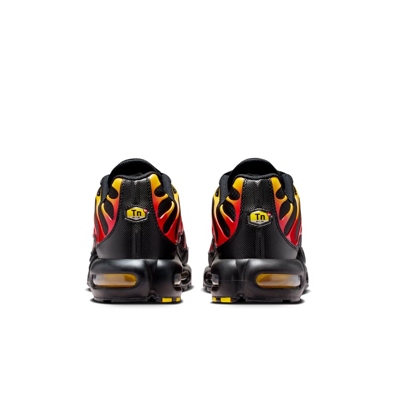 Superge Nike Air Max Plus "Flame" | Moški | Sportstyle | 06 | SPORTSHOWROOM