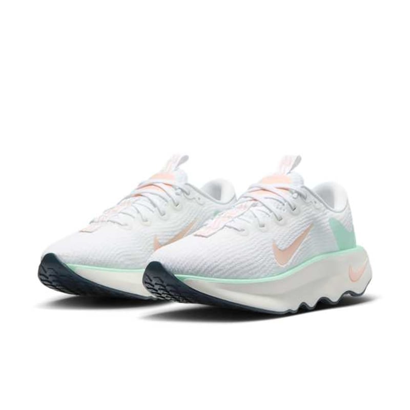 Nike Motiva HQ3506-100 05