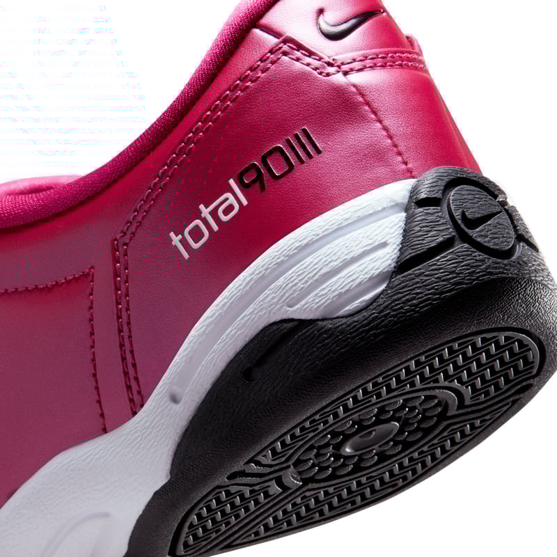 Nike Total 90 IM7595-600 08