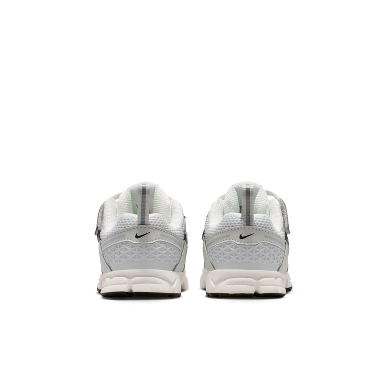 Nike Vomero 5 IM9466-001 06
