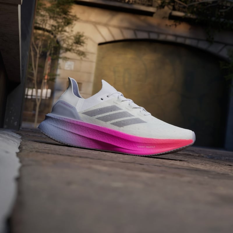 adidas Ultraboost 5 Strung JR2572 02