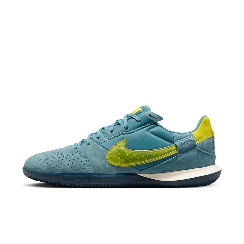 Nike Streetgato DC8466-004 01