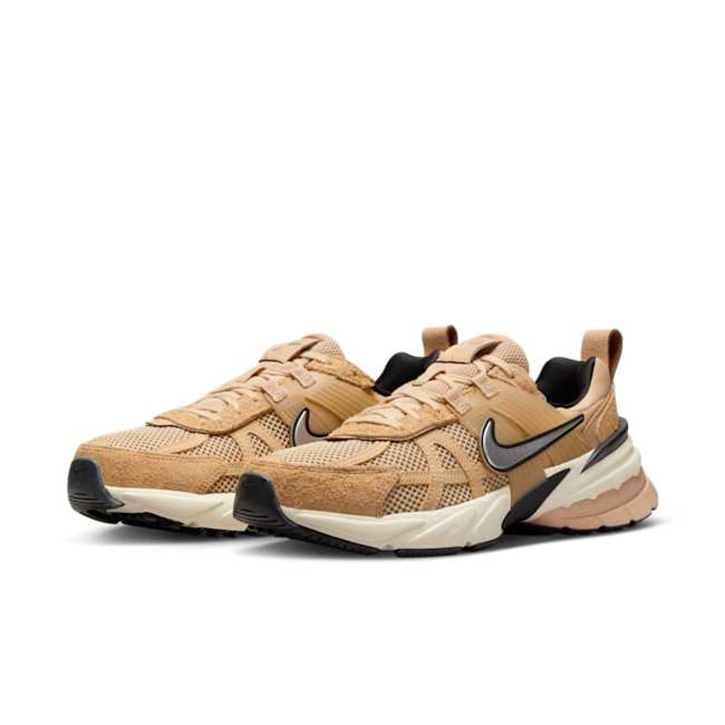 Nike V2K Run FN6703-200 05