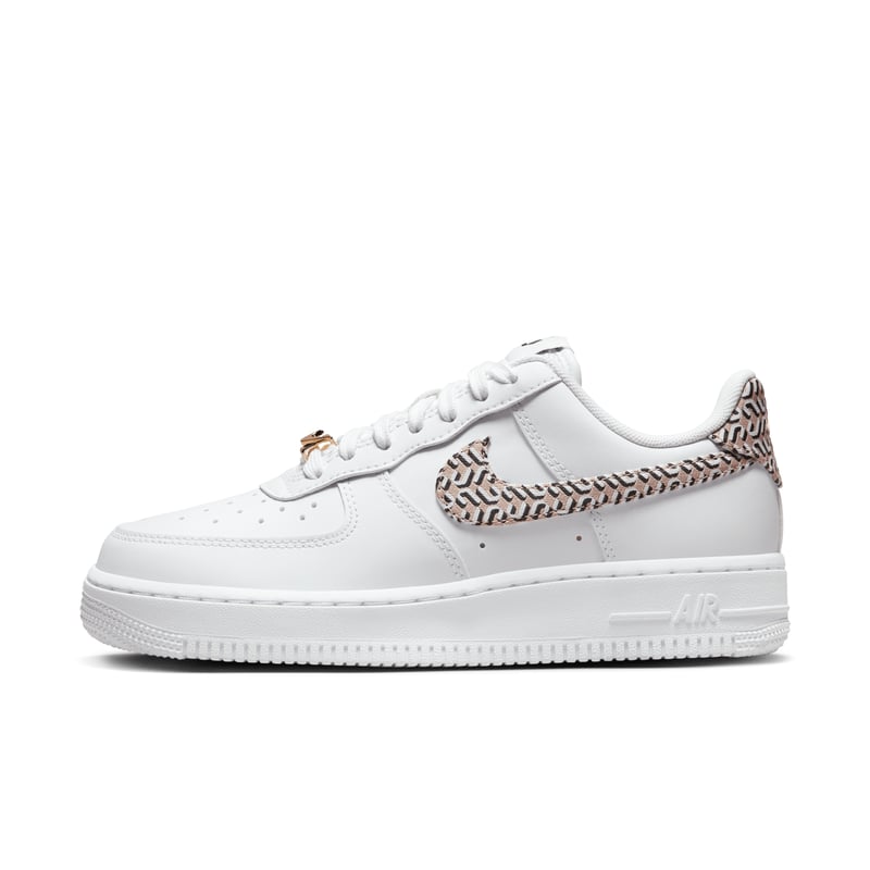 Nike Air Force 1 LX DZ2709-100 01