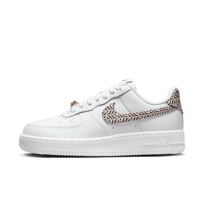 Nike Air Force 1 LX