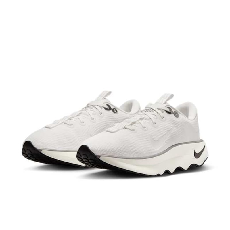 Nike Motiva DV1238-103 06