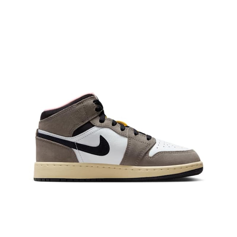 Jordan 1 Mid SE HQ2014-100 03