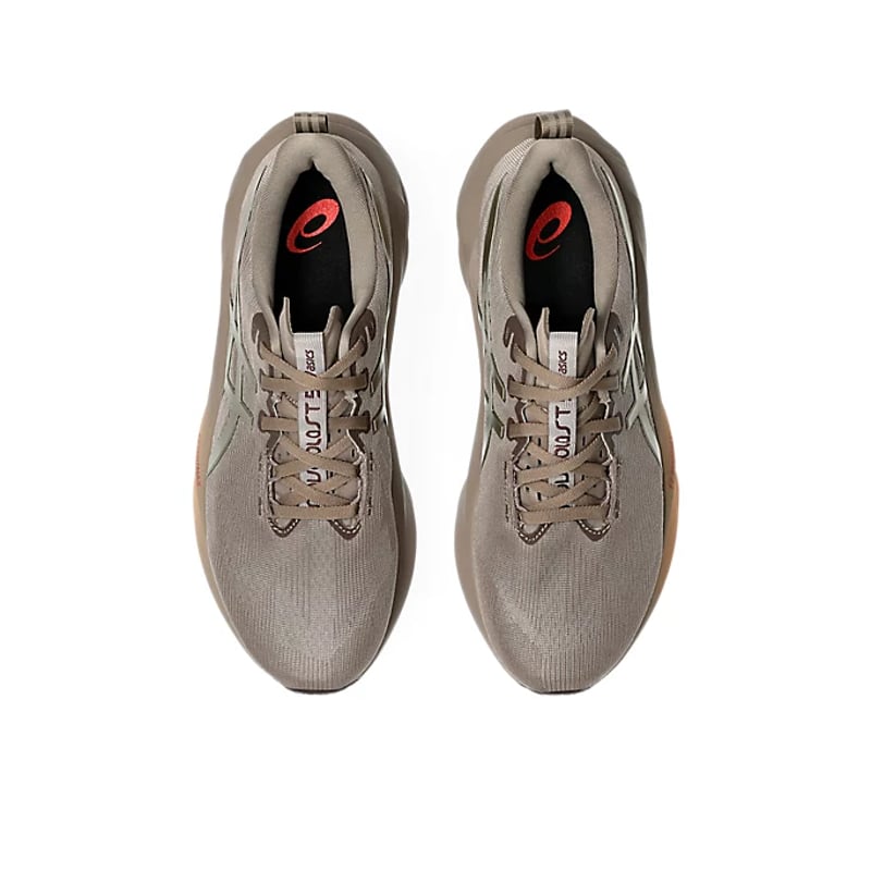 ASICS Novablast 5 Luxe 1011C031-020 06