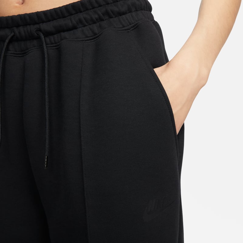 Nike Tech Fleece Mid-Rise FB8330-010 04