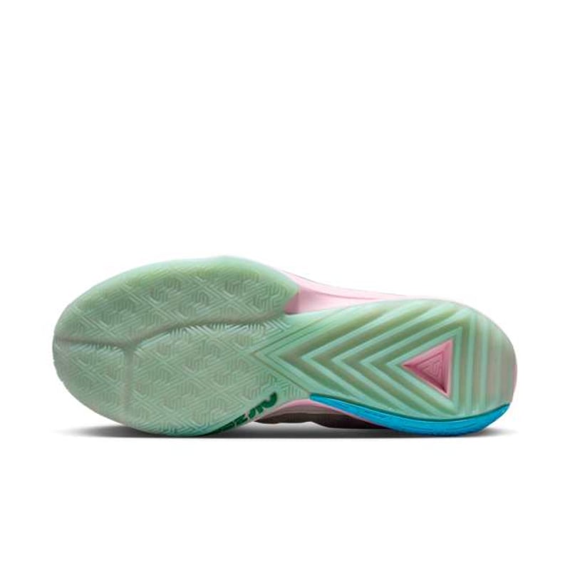 Nike Giannis Freak 5 DX4985-100 02