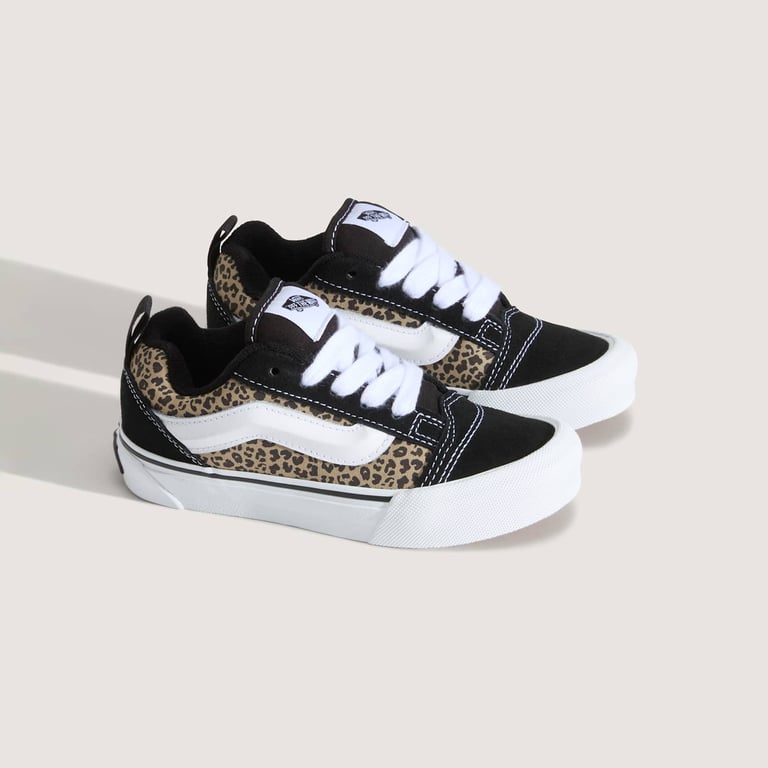 Vans Knu Skool VN000EB9YY6 02