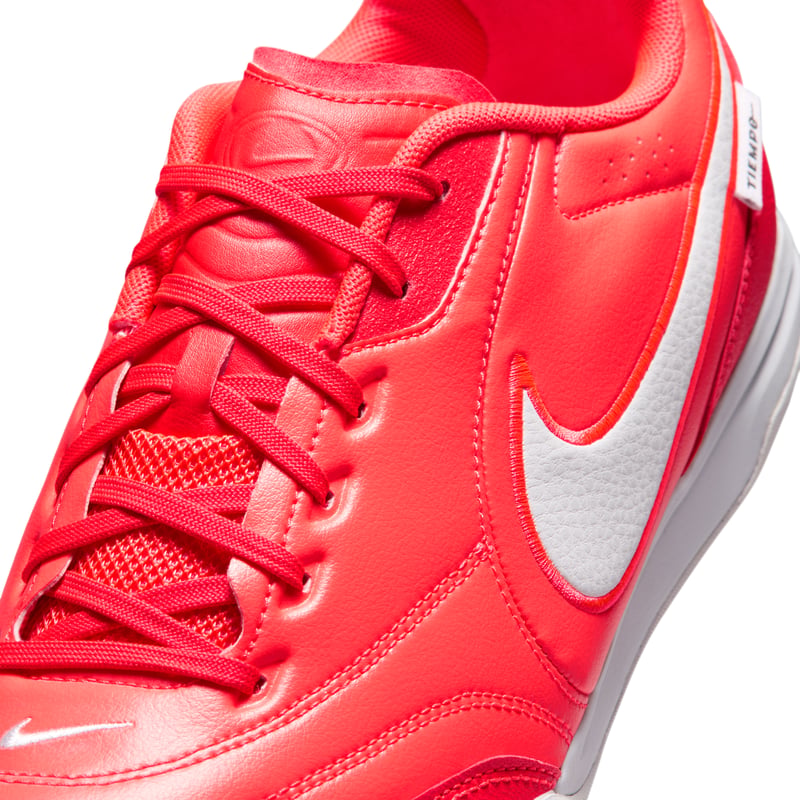 Scarpe da calcio Nike Tiempo Streetgato "Bright Crimson & White" | Uomo | Calcio | 07 | SPORTSHOWROOM
