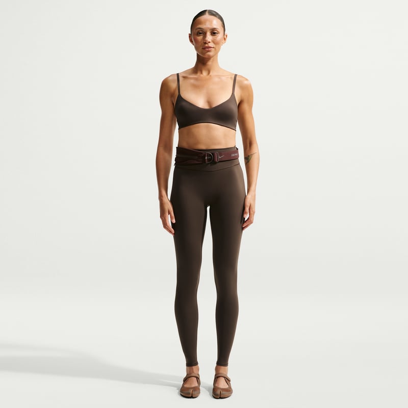 NikeSKIMS Matte Micro-Scoop IU8284-233 04