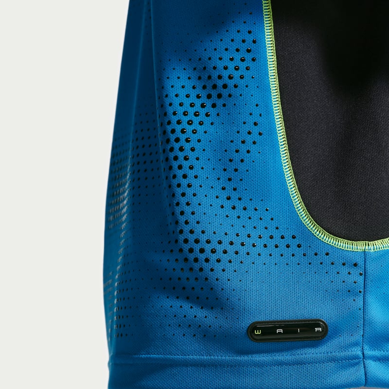 Nike SB Ishod Short-Sleeve Shirt "Brilliant Blue & Black" | Men | Skateboarding | 06 | SPORTSHOWROOM