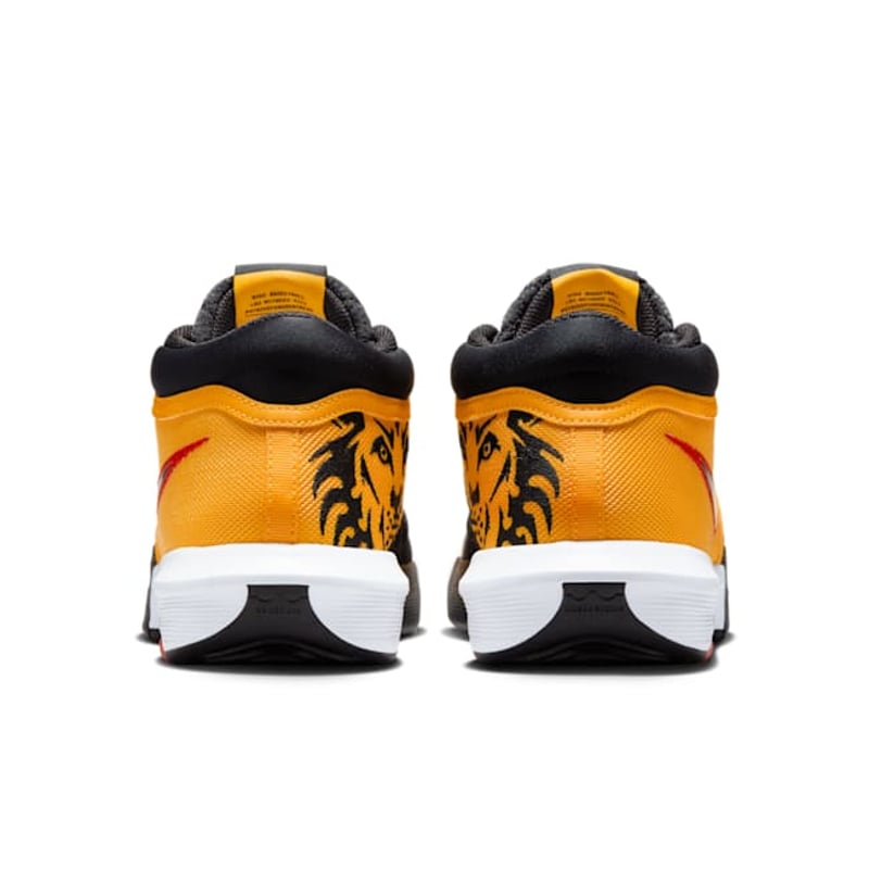 Nike LeBron Witness 8 HQ2139-700 06