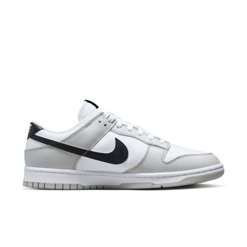 Nike Dunk Low SE DR9654-001 03