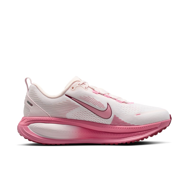 Nike Vomero 18 IQ9687-100 03