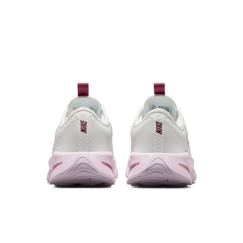 Nike Motiva 2 sko "Summit White & Bleached Lilac" | Dame | Gåtur | 06 | SPORTSHOWROOM