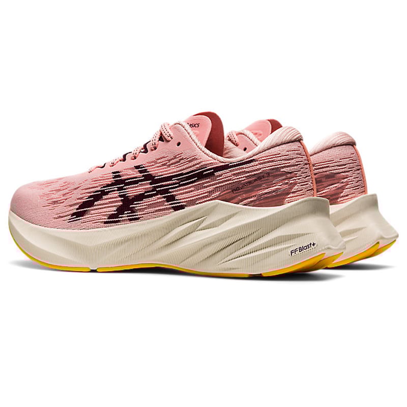 ASICS Novablast 3 1012B288-700 03