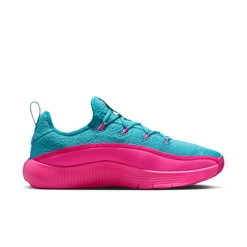 Nike LeBron TR1 FJ6151-301 03