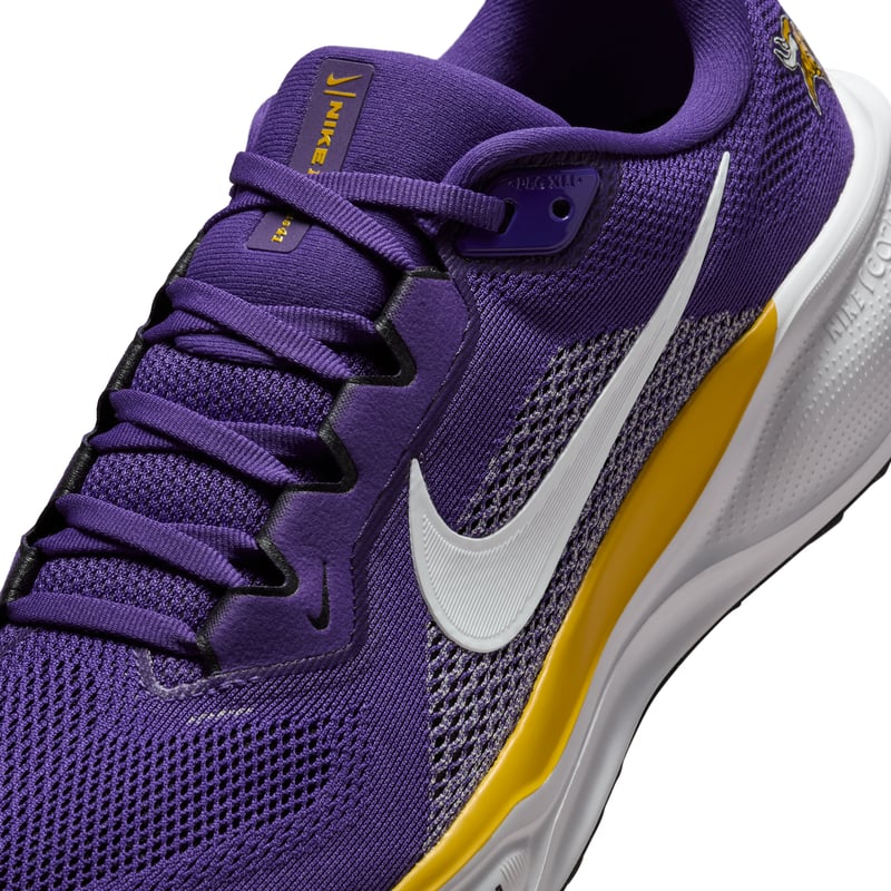 Nike Pegasus 41 x NFL IB3188-500 07