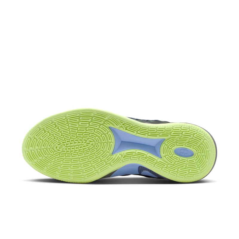 Nike Sabrina 3 HF2881-002 02