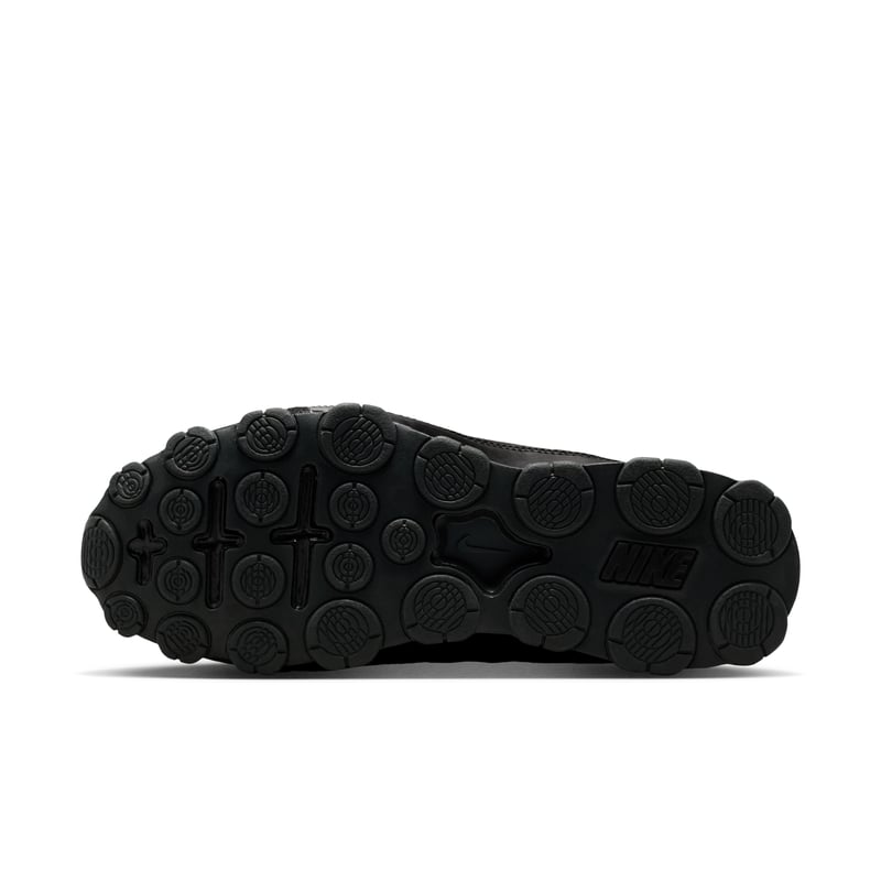 Nike Reax 8 TR IO2400-008 02