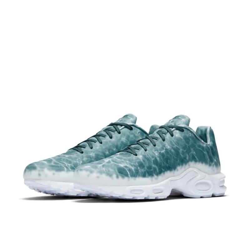 Nike Air Max Plus Premium SP 899595-300 05