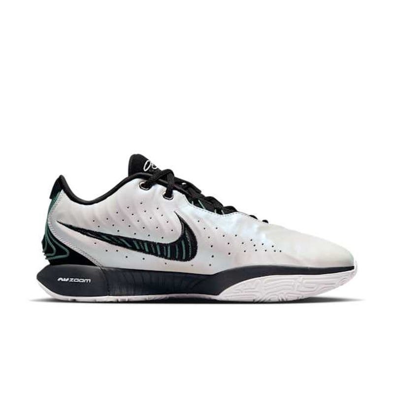 Nike LeBron 21 HF5841-100 03