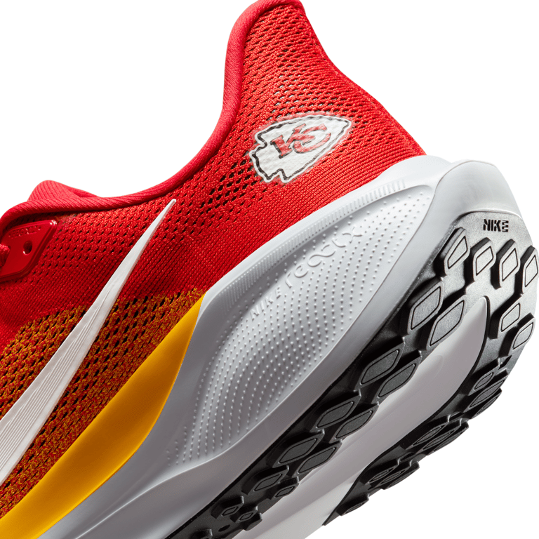 Nike Pegasus 41 x NFL IB3209-600 08