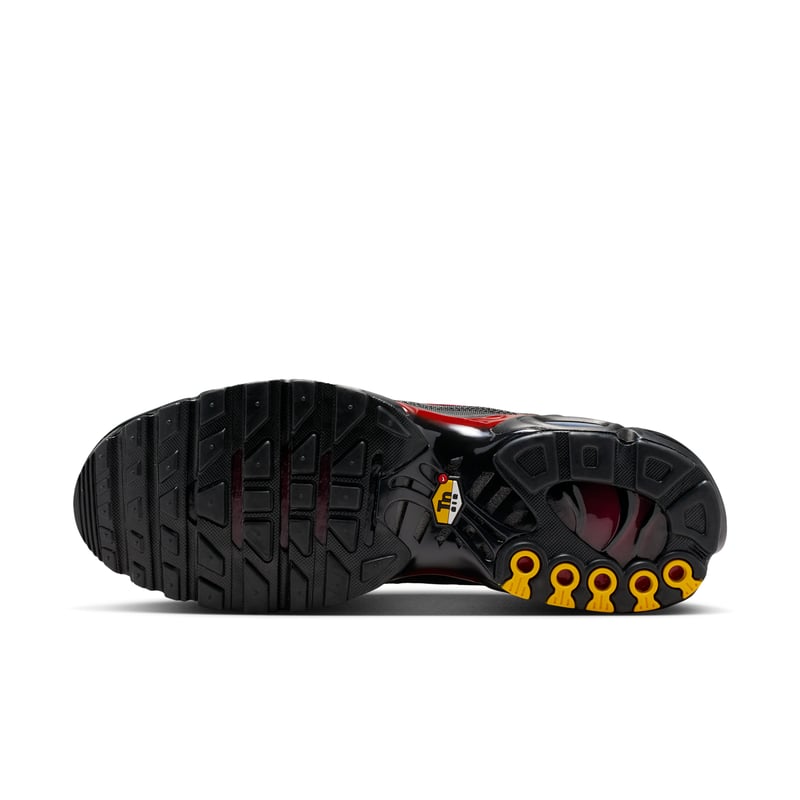 Superge Nike Air Max Plus "Black & Team Crimson" | Moški | Sportstyle | 02 | SPORTSHOWROOM
