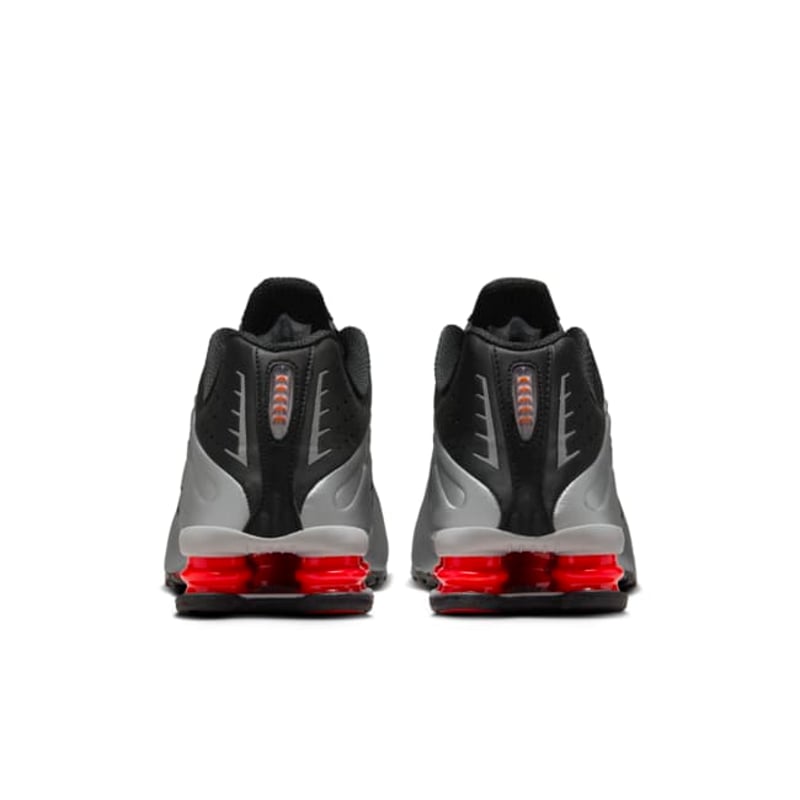 Nike Shox R4 BV1111-008 06