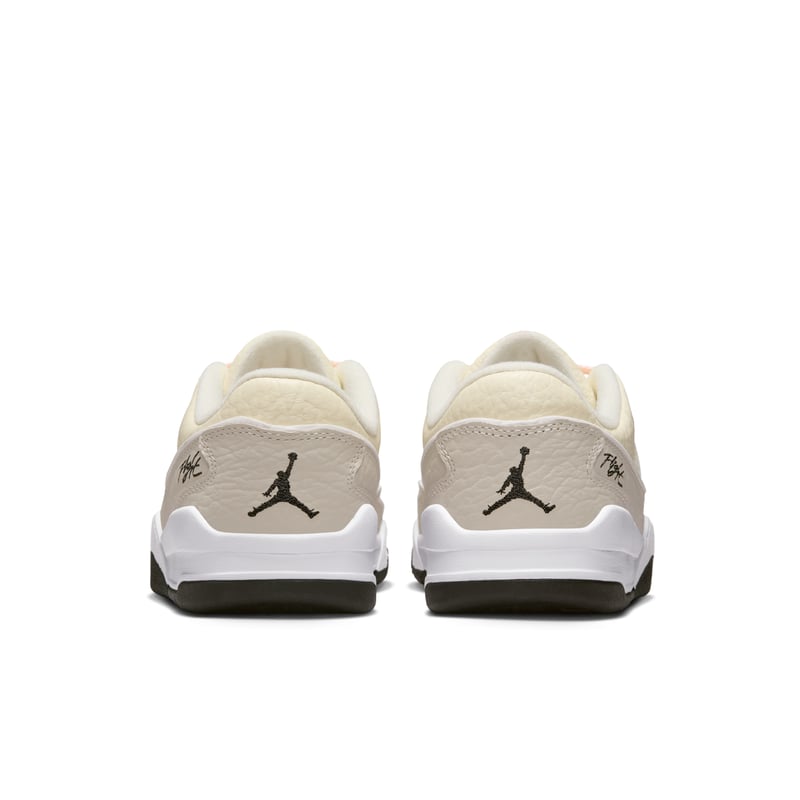 Jordan Flight Court IH4105-113 06