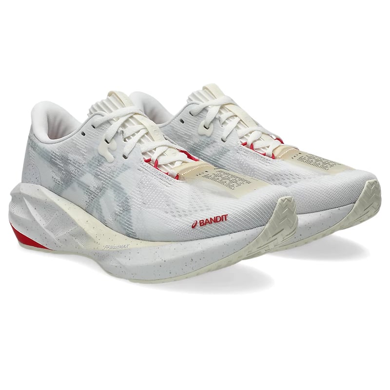 ASICS Novablast 5 x Bandit 1012B895-020 02