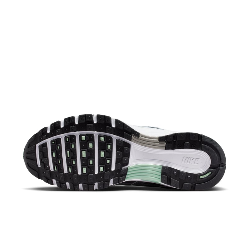 Nike P-6000 sneakers "Metallic Silver & Steam" | Dame | Sportstyle | 01 | SPORTSHOWROOM