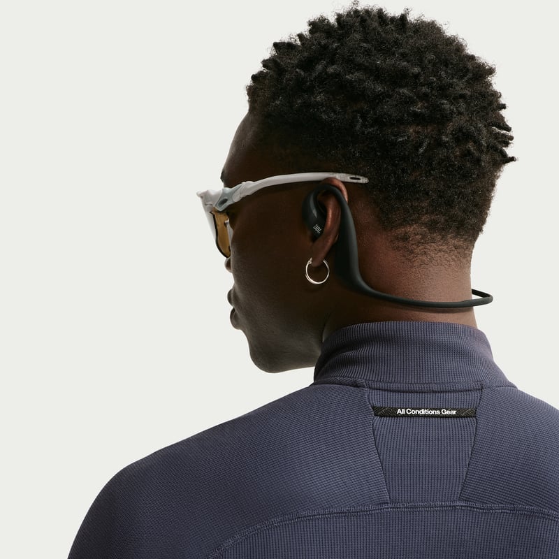 Nike ACG Dri-FIT Mid-Layer 1/4-Zip Top "Gridiron" | Men | Outdoor | 02 | SPORTSHOWROOM