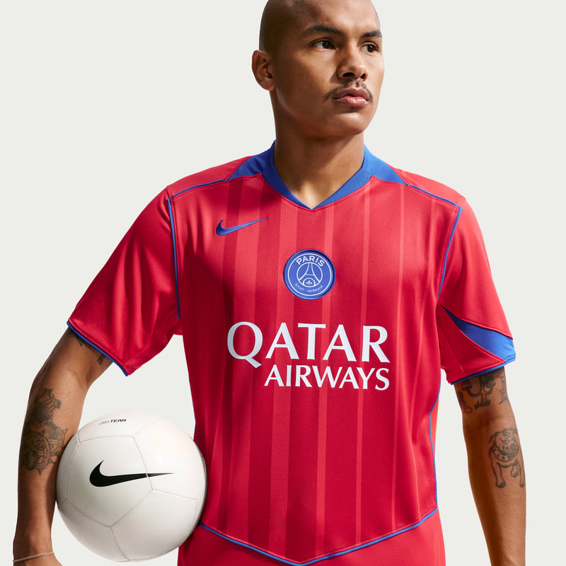 Nike Paris Saint-Germain 2025/26 Stadium Dri-FIT Total 90 HJ4606-680 01