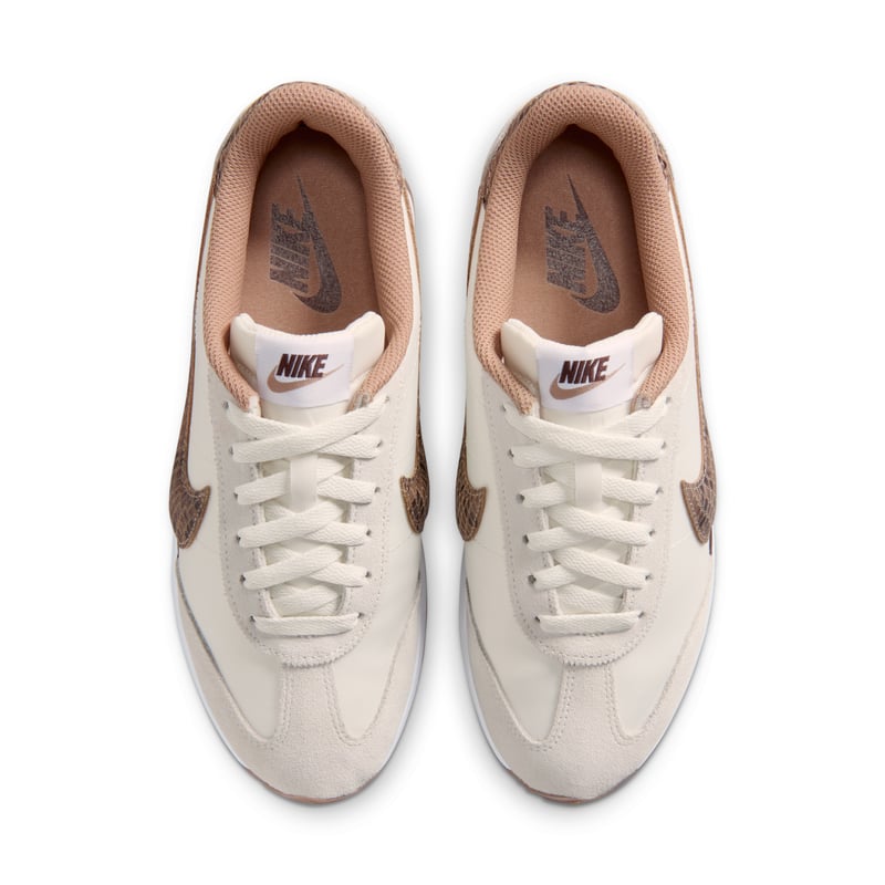 Nike Pacific Premium sneakers "Sail & British Khaki" | Dames | Sportstyle | 04 | SPORTSHOWROOM